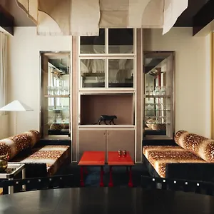 Apartment Pied A Terre Oberkampf