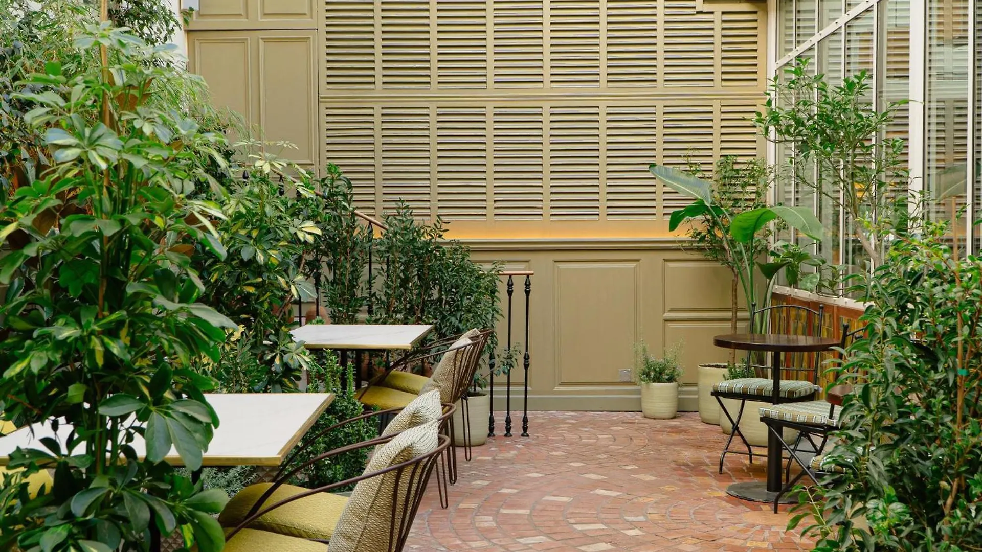 ****  Hotel Pulitzer Paris France